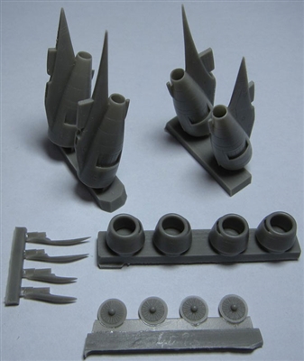 1:144 PW JT3D-3 Engines (4), DC-8