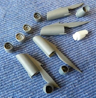 1:144 Convair 990A Engines (4)